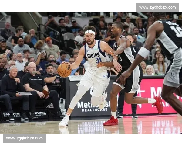 克莱 2700 记三分登历史前五！852 场铸就无球传奇